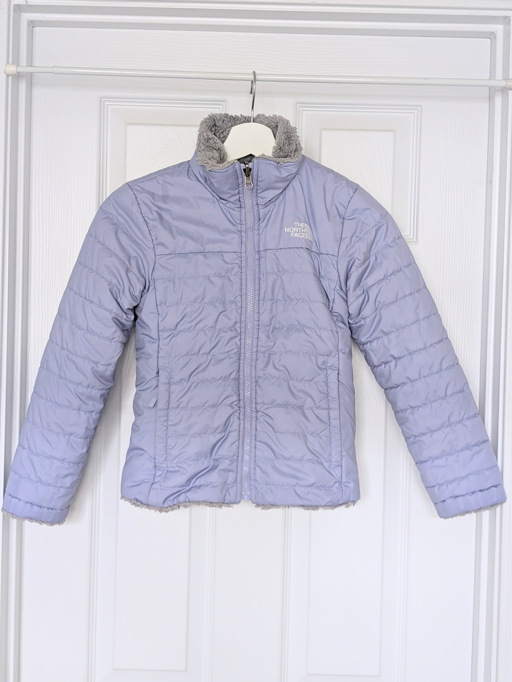 The North Face Girls' Light Purple Reversible Mossbud Swirl Jacket 7/8